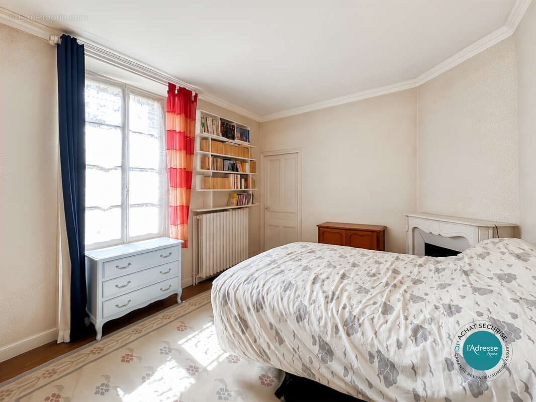 Maison à VERT-LE-PETIT