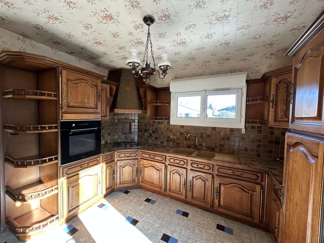 Maison à SAINT-PRIEST