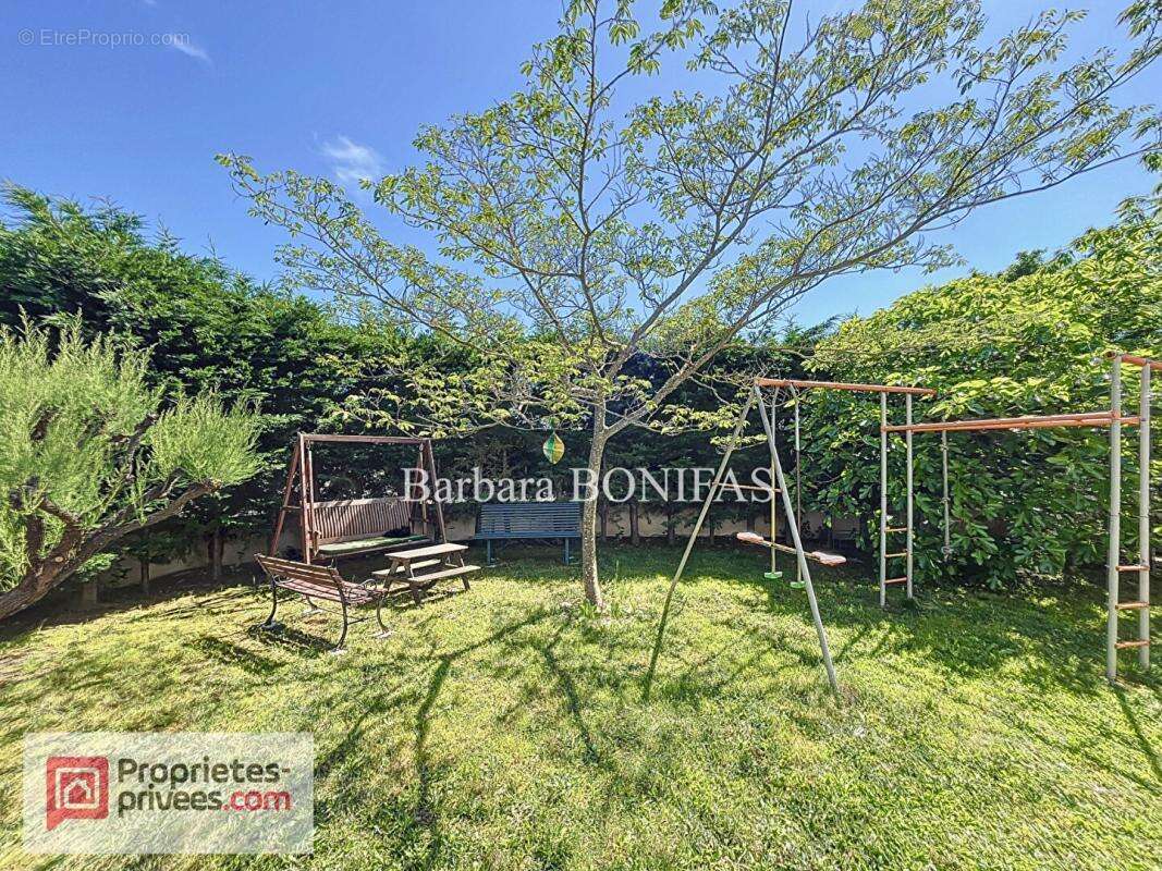 Maison à SAINT-SULPICE