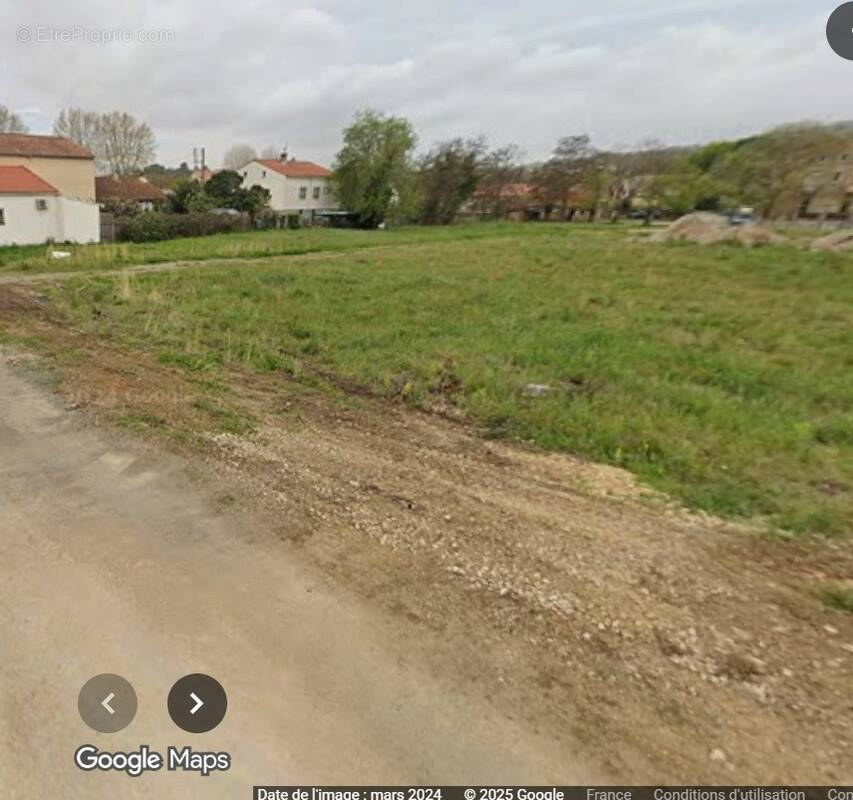 Terrain à BIZE-MINERVOIS