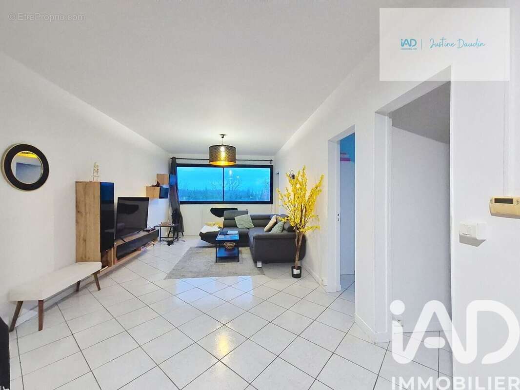 Photo 4 - Appartement à LE COUDRAY-MONTCEAUX