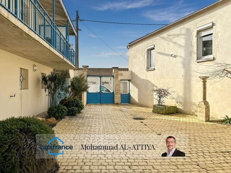 LA ROCHELLE, quartier Porte Royale, Appartement à vendre 2 pièces 40m2, local à vélos, parking - photo 11
