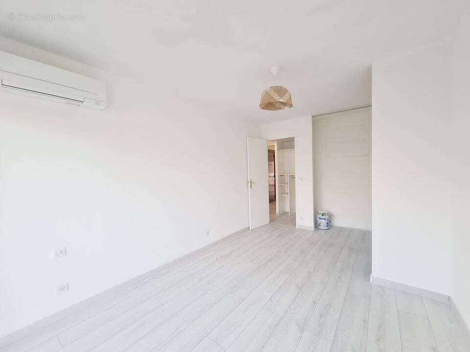 Appartement à LE CANNET