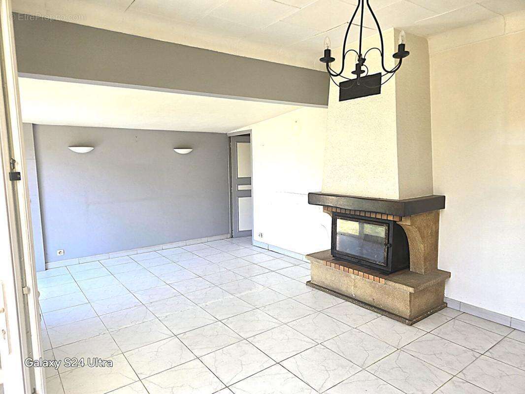 Maison Fabregues 4 pièce(s) 62 m2 sur 320 m² de terrain - prévoir travaux - photo 4