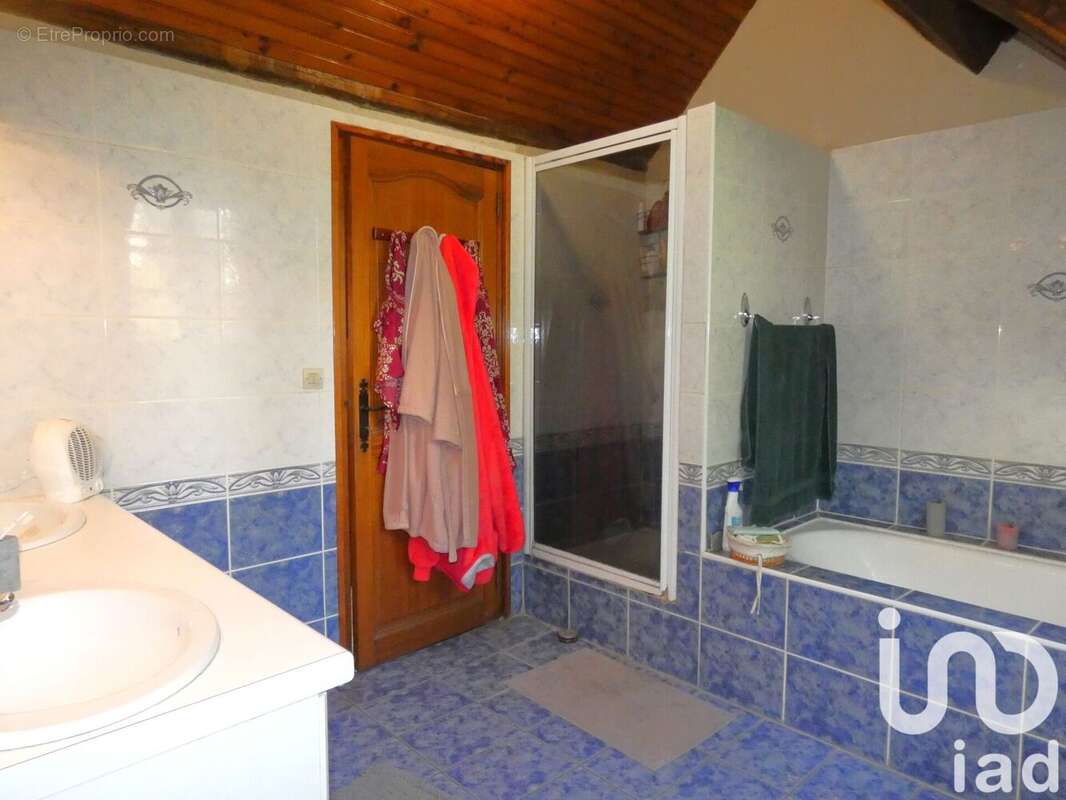 Photo 8 - Maison à TACOIGNIERES