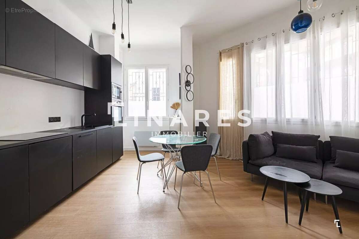 Appartement à MARSEILLE-6E