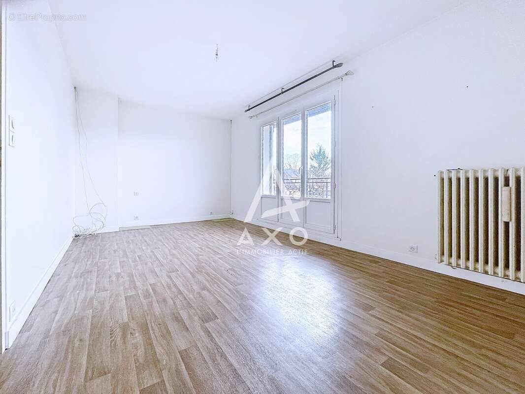 Maison à COULLONS