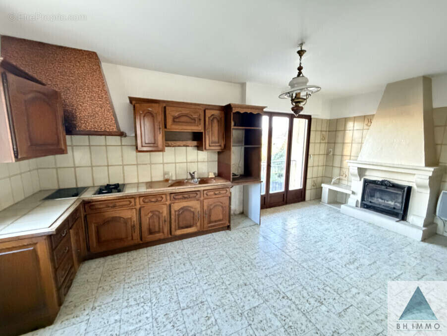 Maison à BOUC-BEL-AIR