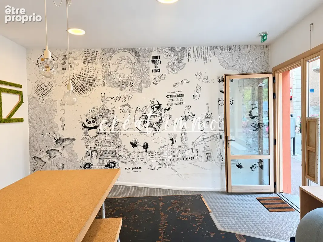 Local commercial 45m2  Centre-ville d'Aime - photo 3