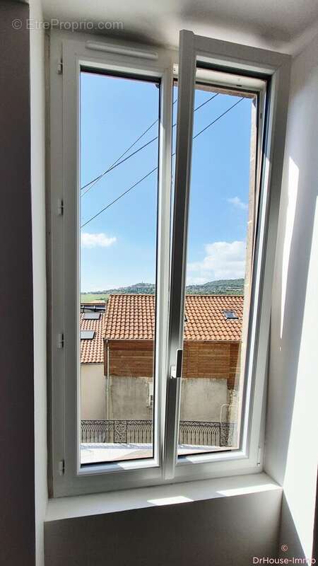 Appartement 47 m² à La Roche-Blanche  - photo 3