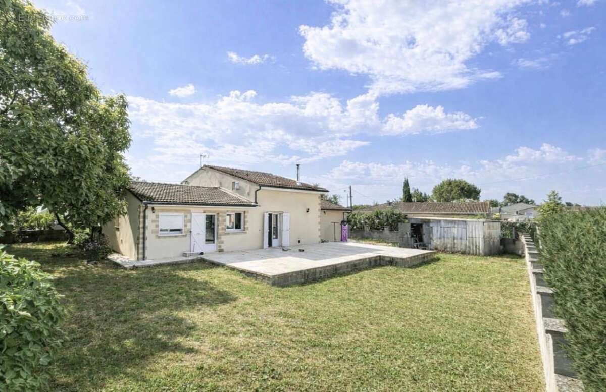 Maison à SAINT-ANDRE-DE-CUBZAC
