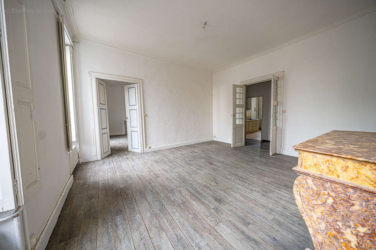 Appartement à NIMES