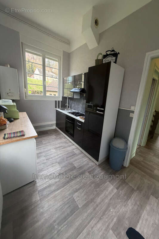 Maison à GROSLEY-SUR-RISLE