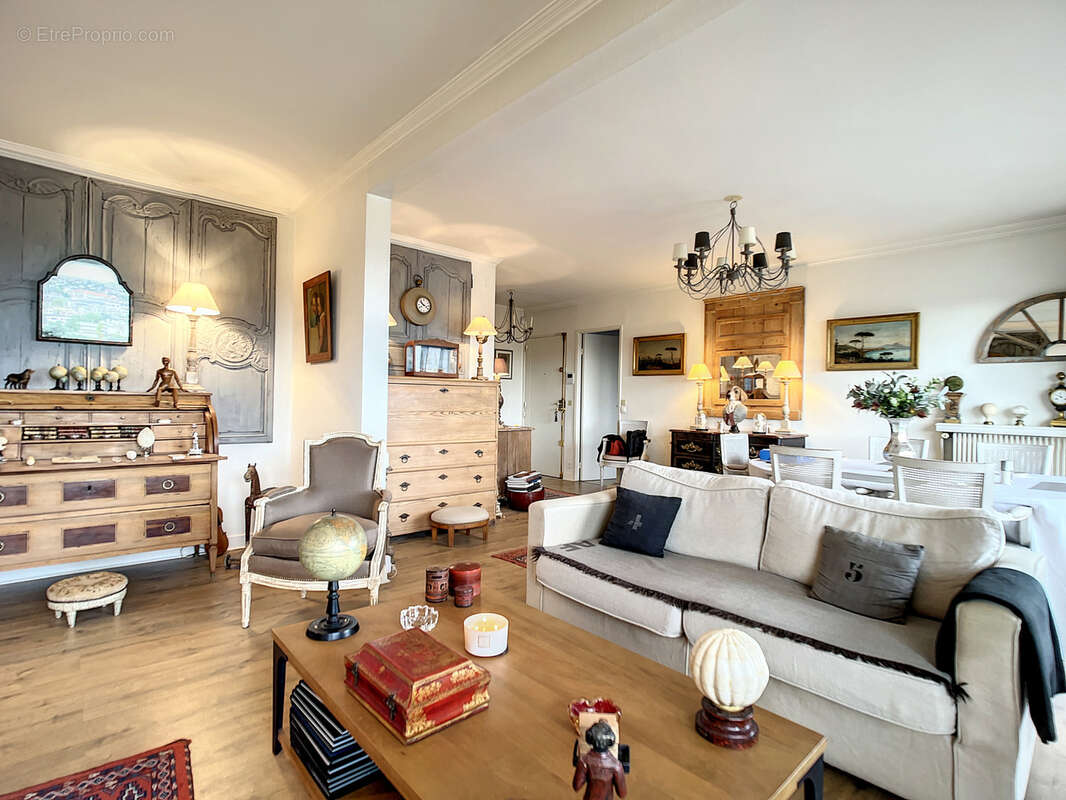 Appartement à RUEIL-MALMAISON