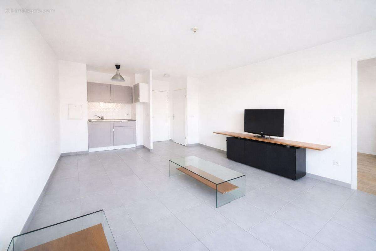 Appartement à BUSSY-SAINT-GEORGES