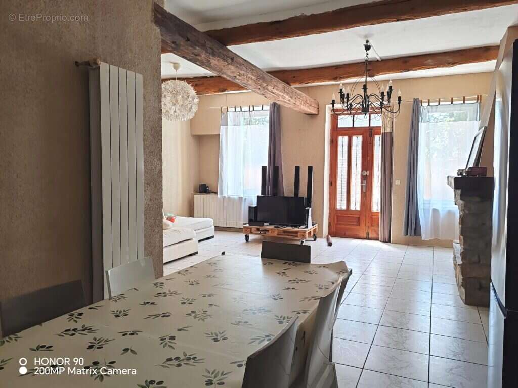 Maison à MONTREDON-DES-CORBIERES