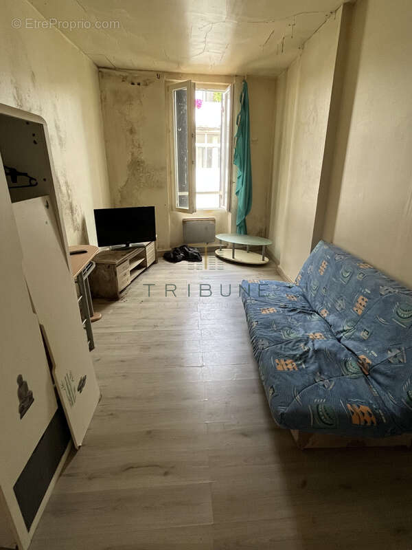 Immeuble avec 1 local commercial et 11 appartements - photo 16