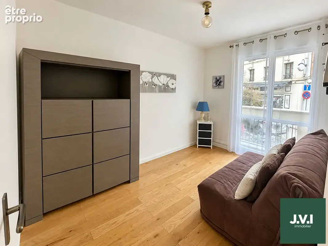 Montmorency  nouveau prix, 4 pièces 77.65 m2 en plein centre ville - photo 4
