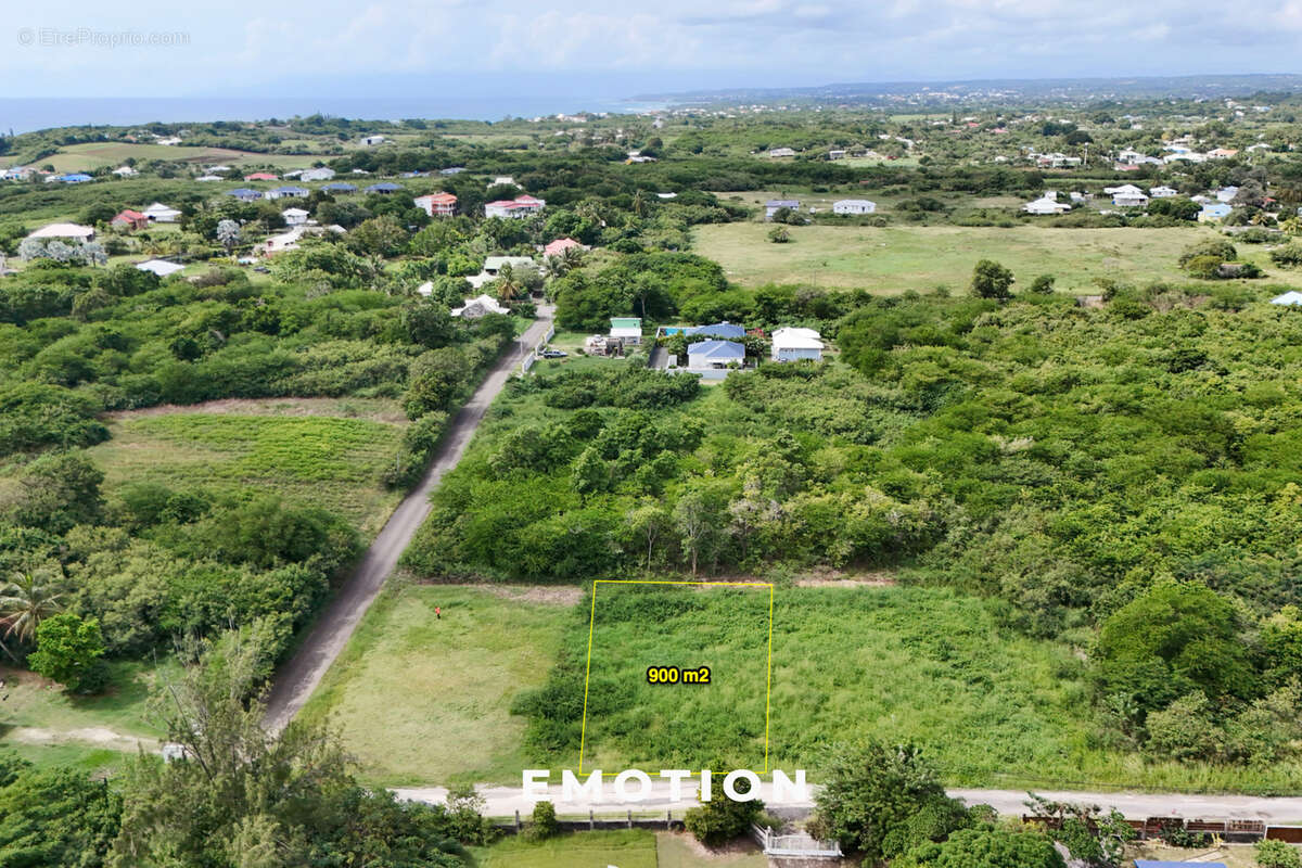 Terrain à SAINT-FRANCOIS