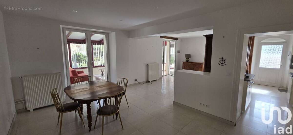 Photo 6 - Maison à LOUAN-VILLEGRUIS-FONTAINE