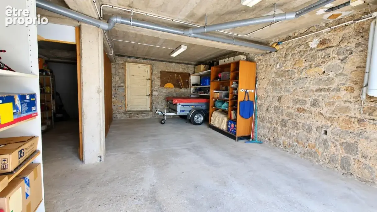Maison À Vendre à LARGENTIÈRE – Avec terrasse, 3 chambres,  garage et grand atelier - photo 15
