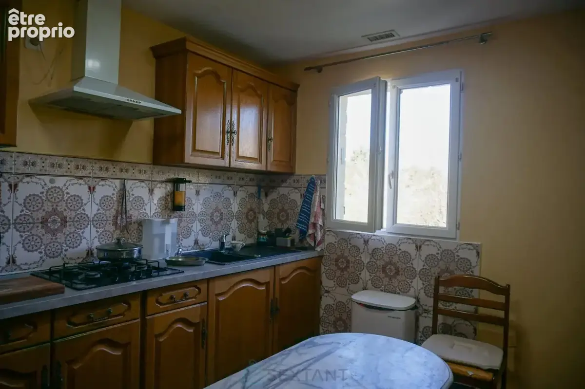 Charmante villa de plain-pied, construite en 2011 avec sous sol. - photo 11
