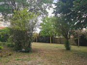 Terrain à SAINTE-SOULLE