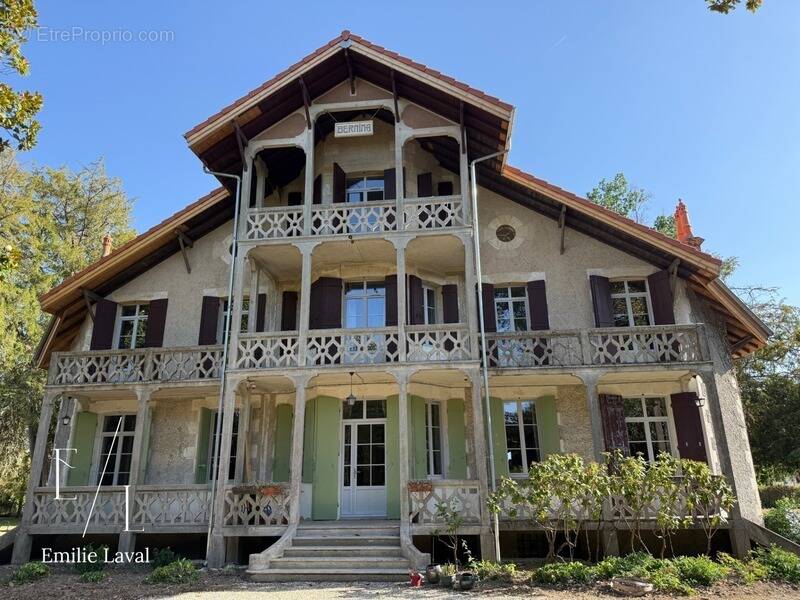 Maison à PINEUILH