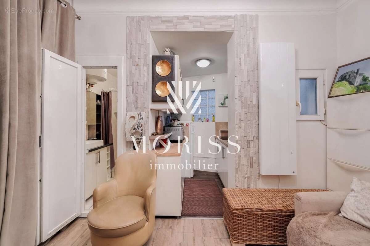 Appartement à PARIS-17E