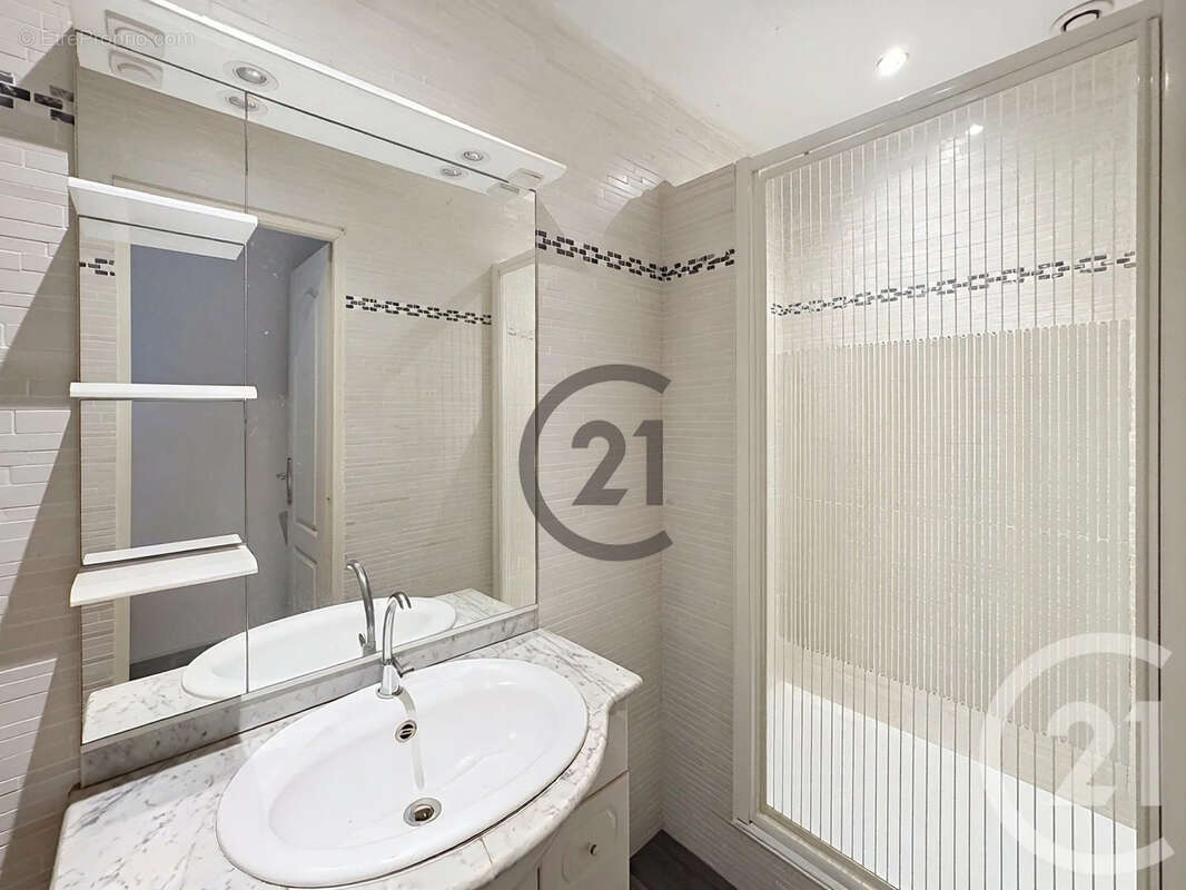 Appartement 44 m² à Montereau-Fault-Yonne  - photo 5