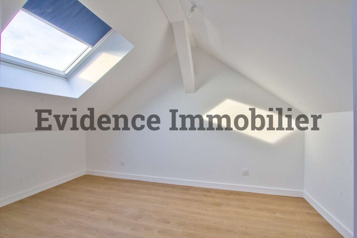 Appartement à GILLY-SUR-ISERE