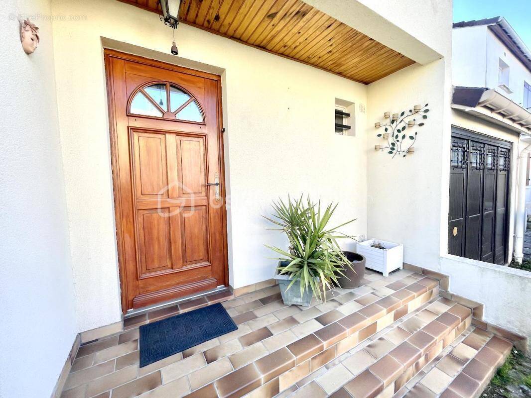 Maison à VILLIERS-SUR-ORGE