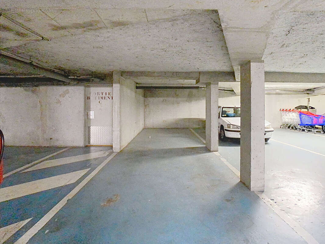 Parking à TOURS