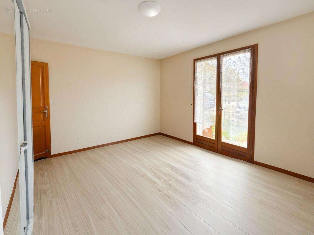 Maison à CHATEAU-L&#039;EVEQUE