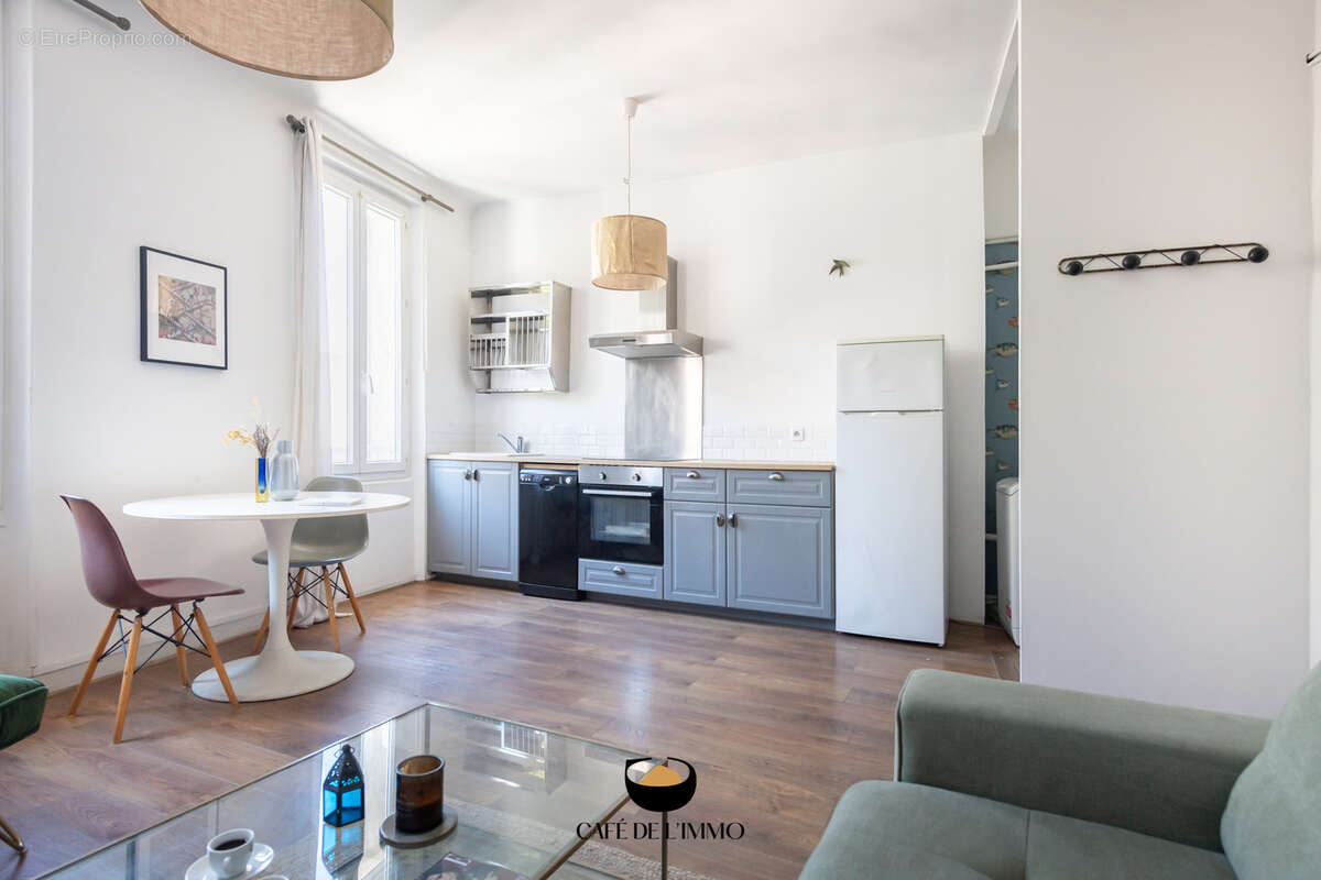 Appartement à MARSEILLE-7E