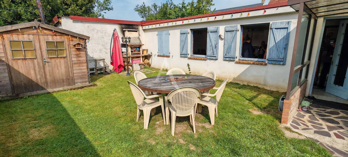 Maison à TREMBLAY-EN-FRANCE