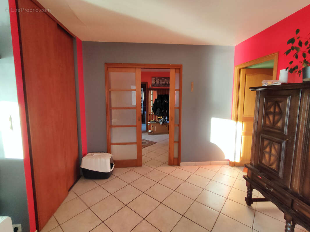 Maison à VARENNES-SUR-ALLIER