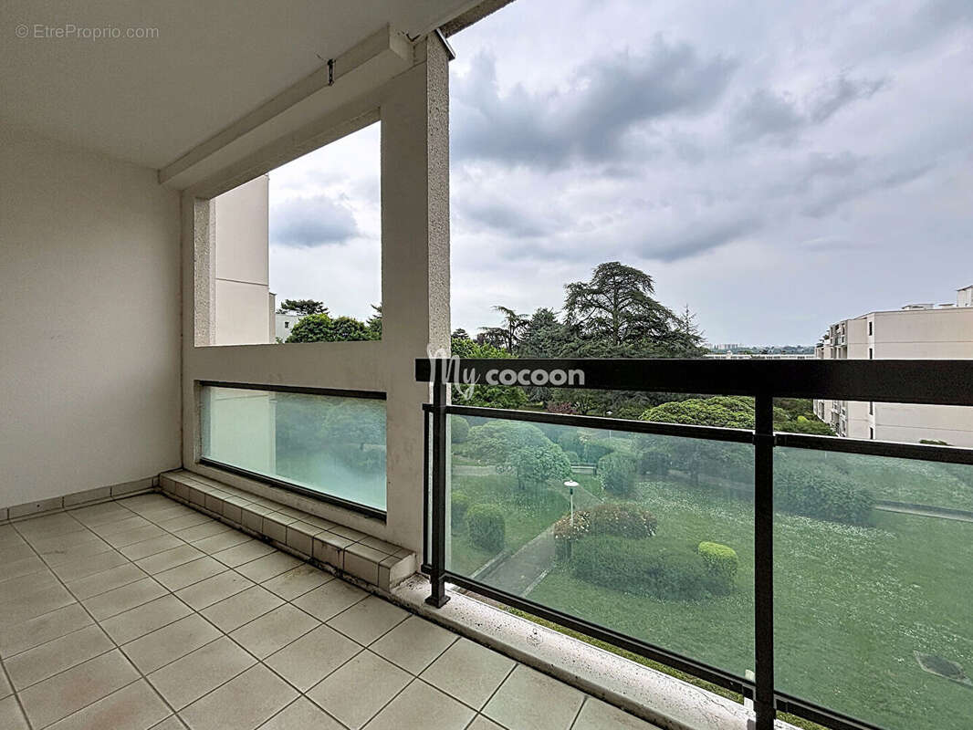 Appartement à LYON-9E