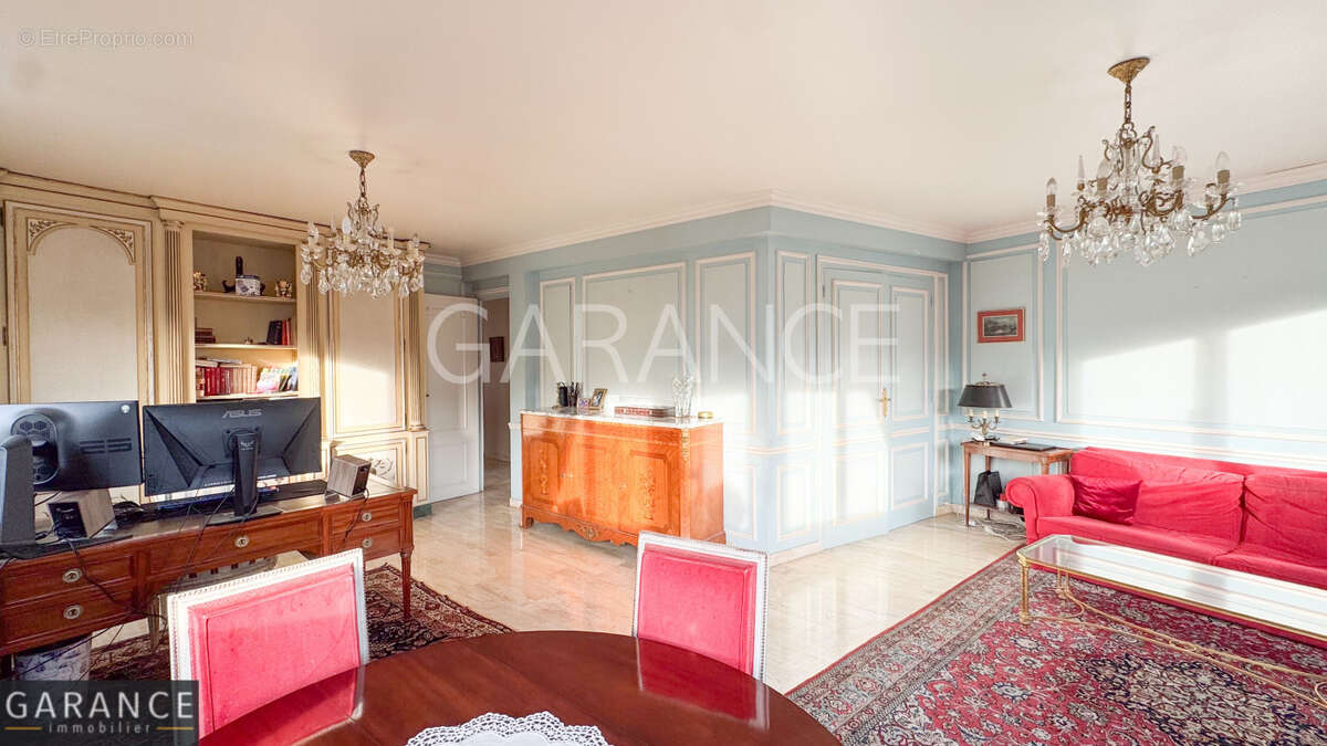 Appartement à PARIS-12E