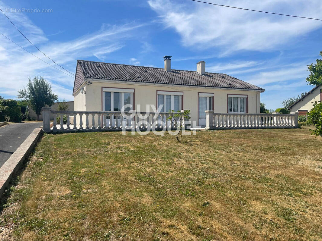 Maison à BERNAY