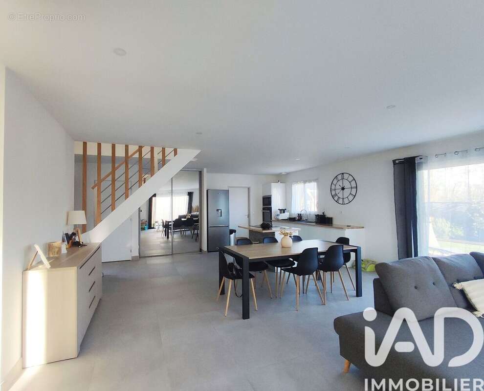 Photo 3 - Maison à MONNAIE