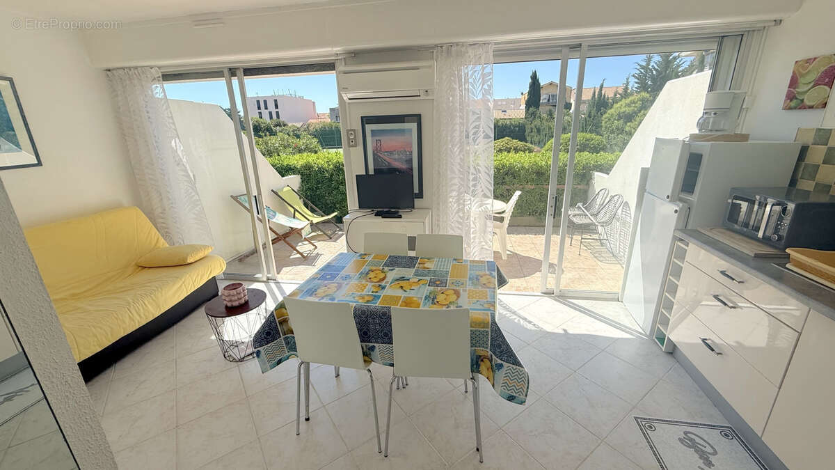 Appartement à CANDILLARGUES