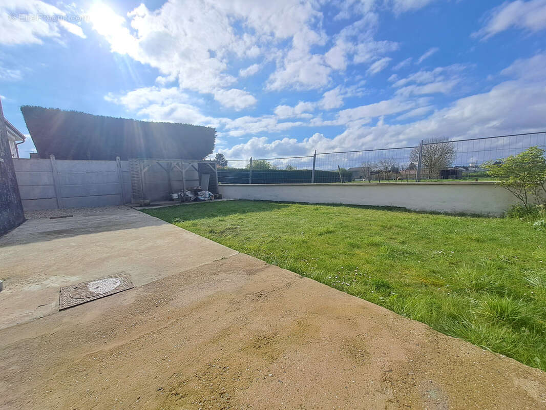 Maison à SAINS-EN-GOHELLE