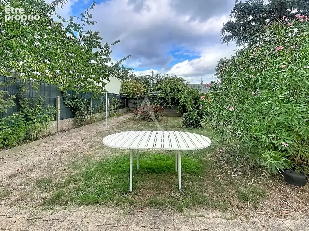 Angers - banchais : maison des années 50 avec jardin et garage - photo 4