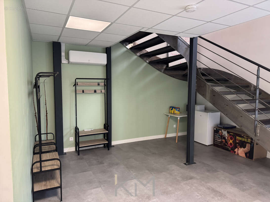 Commerce à SAINT-BENOIT