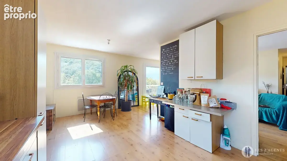 T4 de 83 m² avec deux balcons résidence les essarts - photo 8