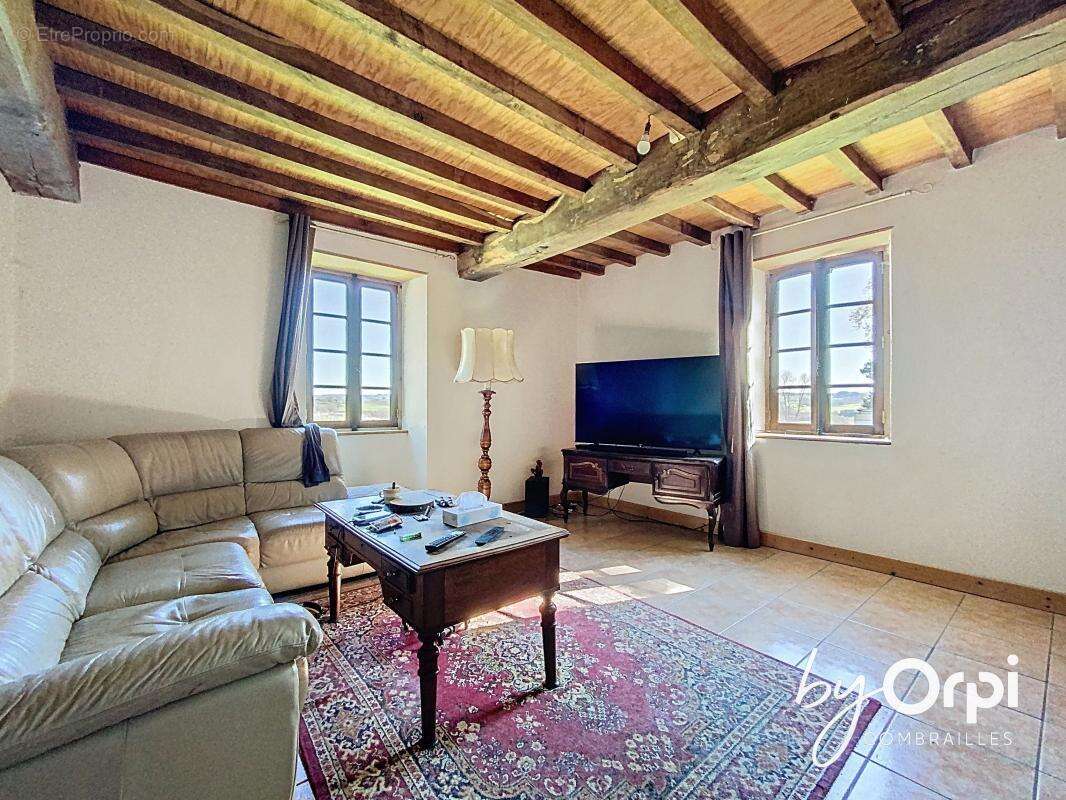 Maison à SAINT-HILAIRE