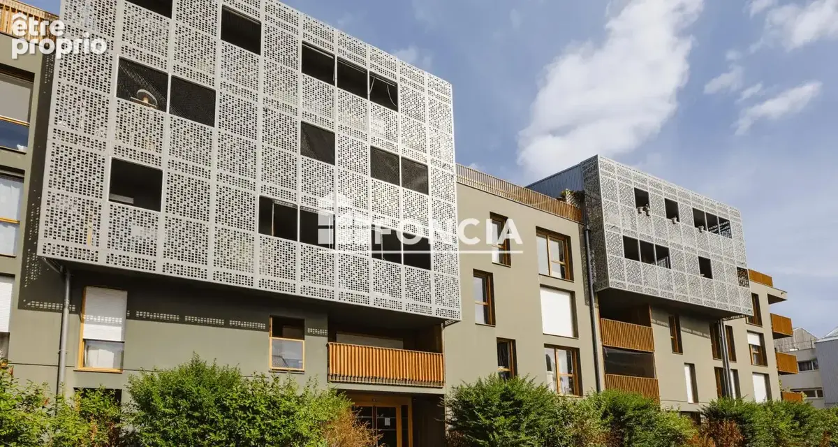 Beau t2 avec baclon et parking - photo 7