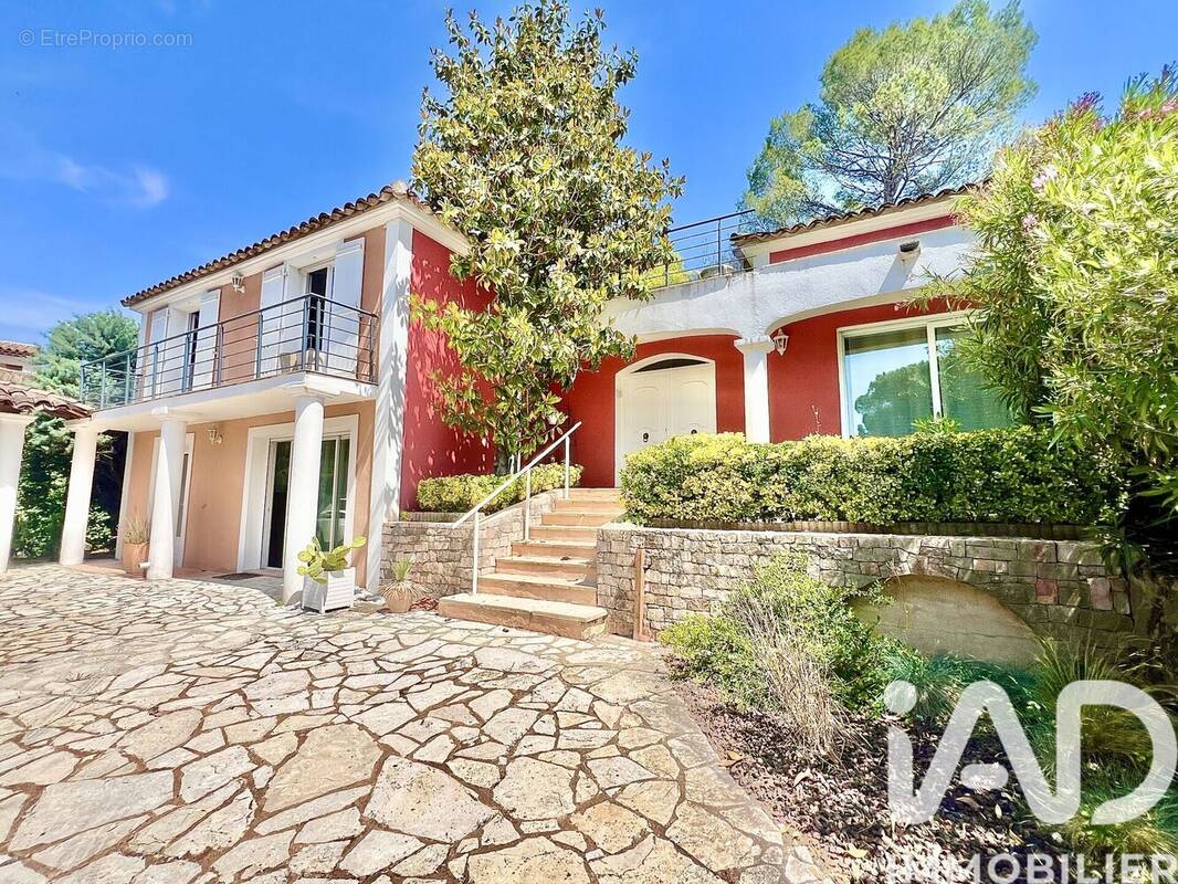 Photo 1 - Maison à SAINT-RAPHAEL