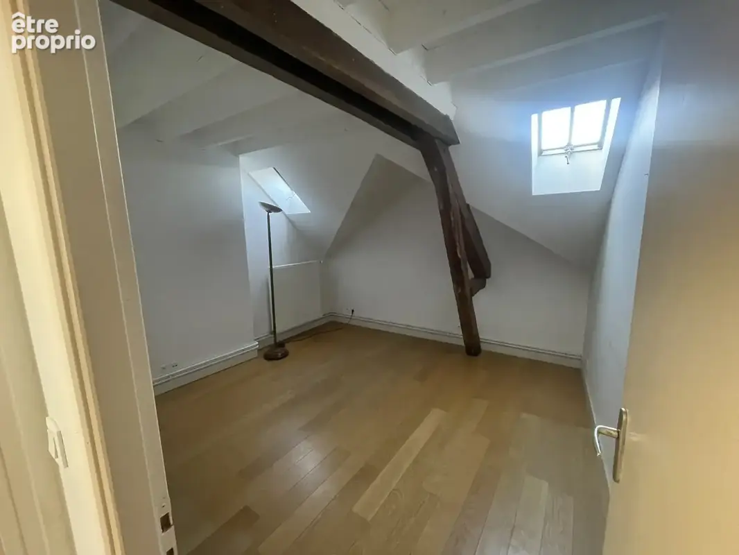 Centre ville Nogent le Rotrou, très bel appartement à vendre - photo 5